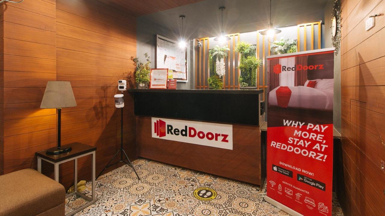 Reddoorz @ Gardenview Hotel Gtower Angeles Exteriér fotografie