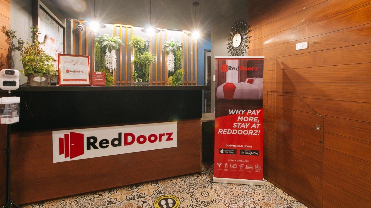 Reddoorz @ Gardenview Hotel Gtower Angeles Exteriér fotografie